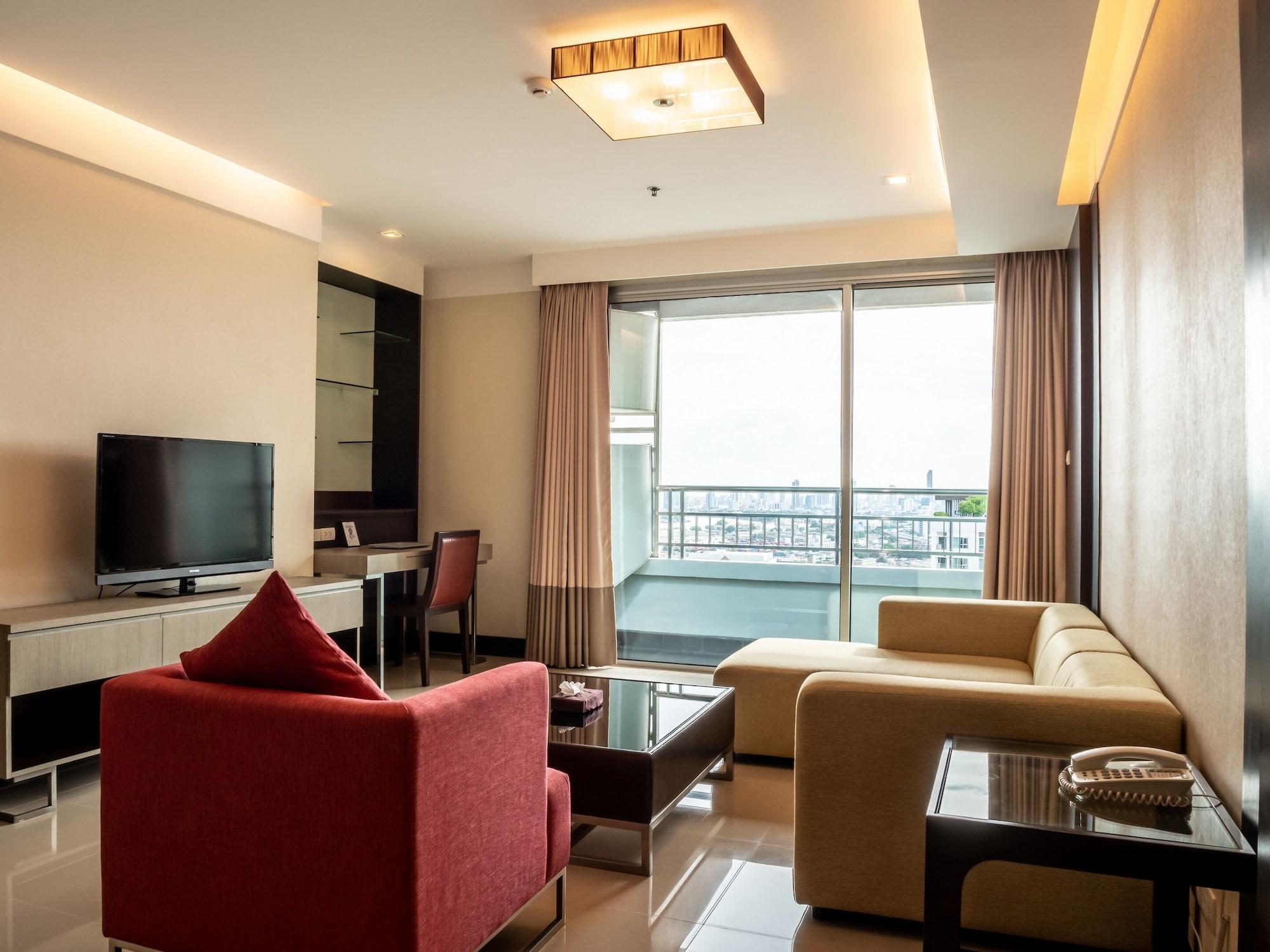 Jasmine Grande Residence Банкок Екстериор снимка A living room in a condominium