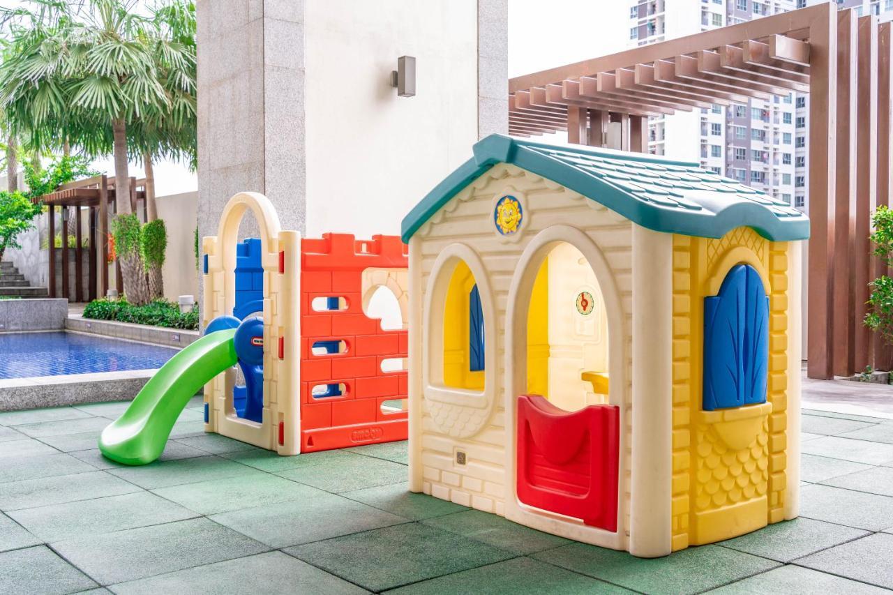 Jasmine Grande Residence Банкок Екстериор снимка A playhouse