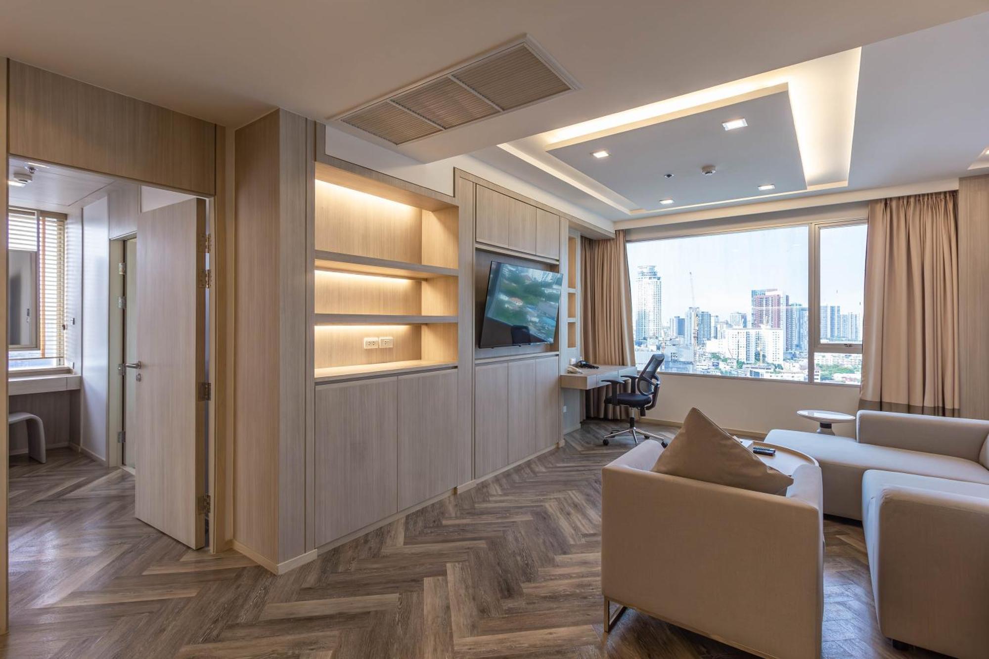 Jasmine Grande Residence Банкок Екстериор снимка A suite at the hotel