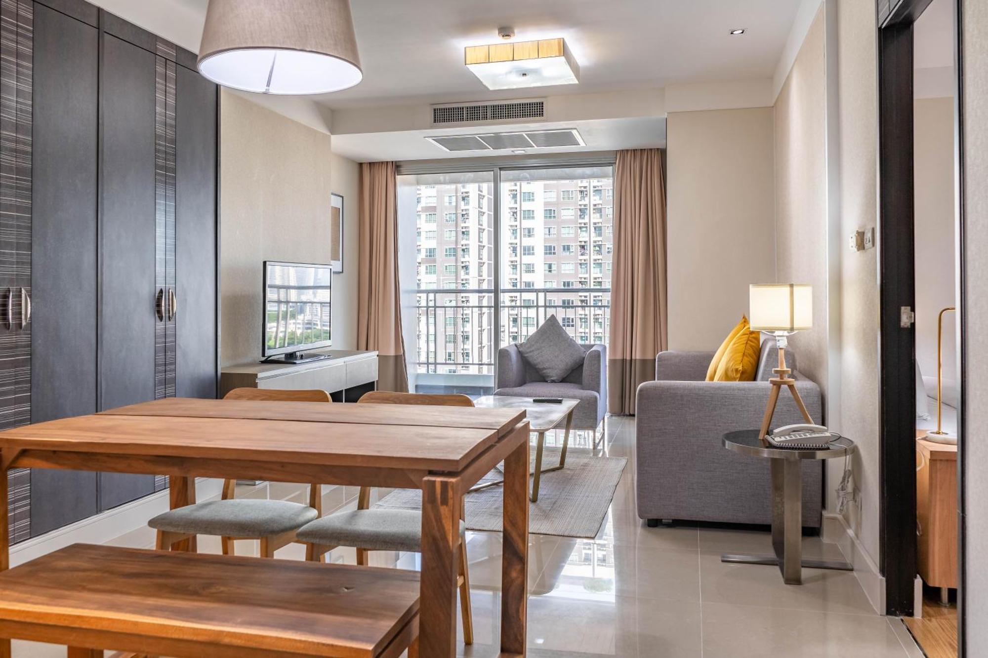 Jasmine Grande Residence Банкок Екстериор снимка A typical apartment in the complex