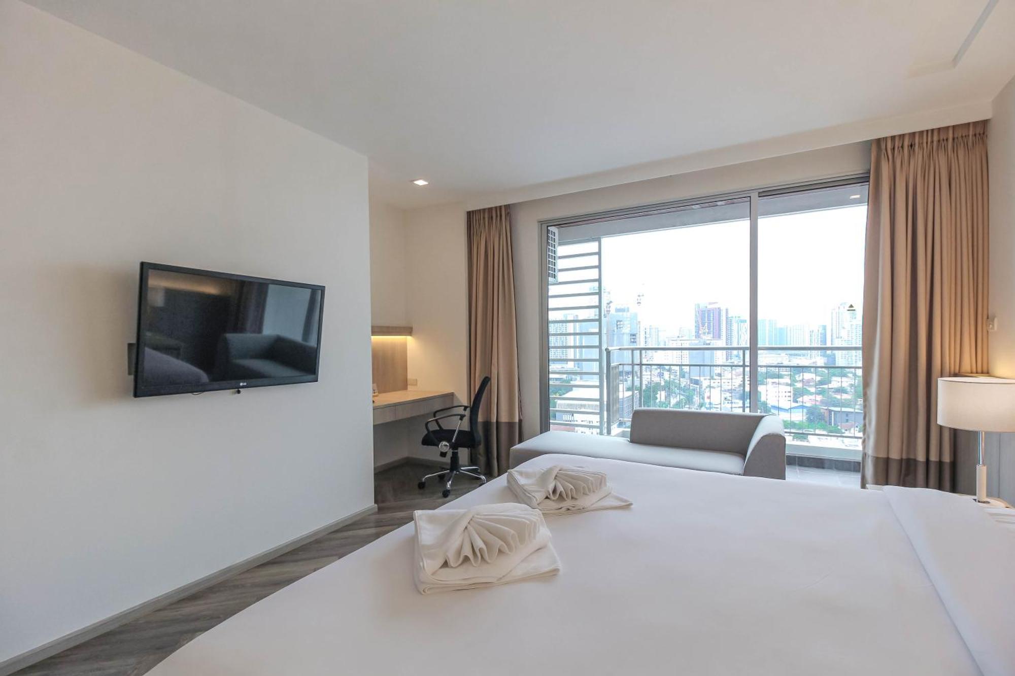 Jasmine Grande Residence Банкок Екстериор снимка Deluxe Room